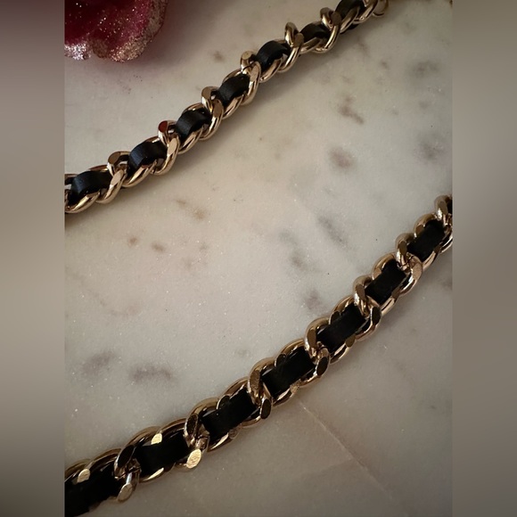 Necklace - Picture 3 of 9